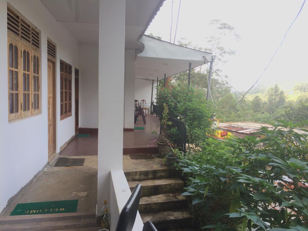 Green View Guest Inn Nallathanniya Exterior photo